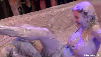 No One Leaves The Mud Pit Dry! Screencap 25 on www.sinx.com