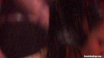 Valentine's Day Vaginas Part 5 - Shower Cam Screencap 22 on www.sinx.com