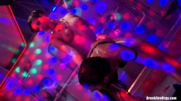 Valentine's Day Vaginas Part 5 - Shower Cam Screencap 3 on www.sinx.com