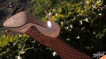 Lucky Breakdown Screencap 39 on www.sinx.com