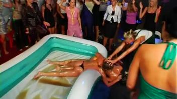 Amazing Oil Wrestling Event Screencap 65 on www.sinx.com