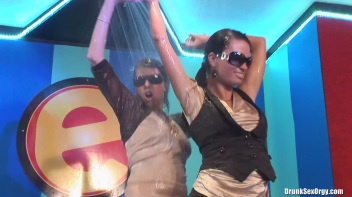 Bikini Beach Balls Part 2 - Cam 4 Screencap 65 on www.sinx.com