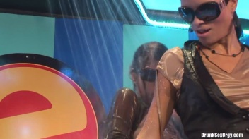 Bikini Beach Balls Part 2 - Cam 4 Screencap 68 on www.sinx.com