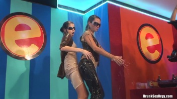 Bikini Beach Balls Part 2 - Cam 4 Screencap 78 on www.sinx.com