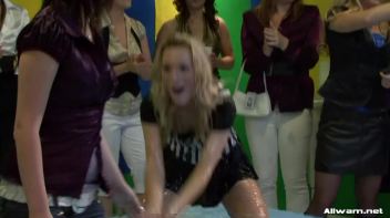 Eurobabes Go Hard In The Gel Screencap 9 on www.sinx.com