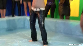 Eurobabes Go Hard In The Gel Screencap 26 on www.sinx.com