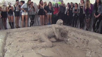 Muddy Wrestling: Fired Up Eurobabes Bring On The Mess - Audience Gets It! Screencap 24 on www.sinx.com