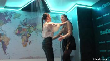 Allwam's favourite wet amateur girls Screencap 23 on www.sinx.com