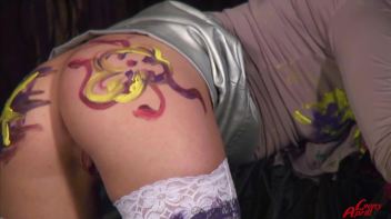 Paint Me Pretty Pussy Spreader Screencap 135 on www.sinx.com