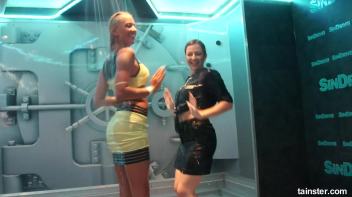 Wet girls turn me on Screencap 72 on www.sinx.com