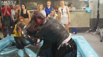 Messy Wrestling: Oil 'Em Up And Watch The Slimy Show X2!! 2 Audience Fights!!! Screencap 54 on www.sinx.com