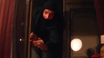 A Very Welcome Home Invader Screencap 9 on www.sinx.com