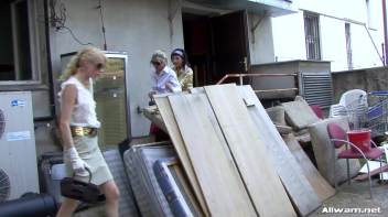 Add Some Wetlook To Your Mess Screencap 1 on www.sinx.com