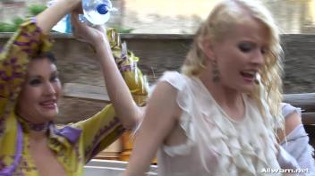 Add Some Wetlook To Your Mess Screencap 76 on www.sinx.com