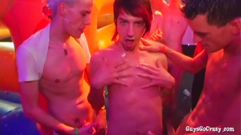 Head-To-Head Part 4 - Cam 1 Screencap 81 on www.sinx.com