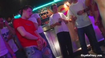 Head-To-Head Part 4 - Cam 1 Screencap 18 on www.sinx.com