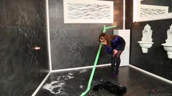 Checking Out The Slime Scene Screencap 3 on www.sinx.com