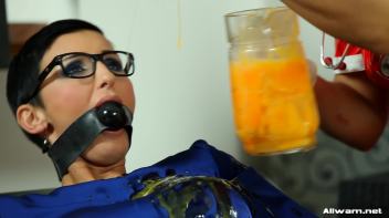 Egg Treatment For Freakitis Screencap 22 on www.sinx.com