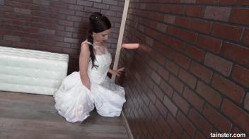 Tereza Bizarre the wedding cum slut Screencap 18 on www.sinx.com