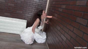 Tereza Bizarre the wedding cum slut Screencap 19 on www.sinx.com