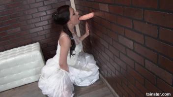 Tereza Bizarre the wedding cum slut Screencap 20 on www.sinx.com