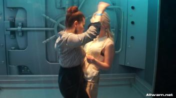 Shower Showdown! Screencap 17 on www.sinx.com