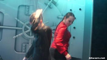 Shower Showdown! Screencap 41 on www.sinx.com