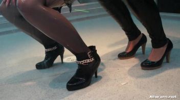 Shower Showdown! Screencap 46 on www.sinx.com