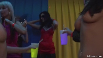 Club Cunts Part 2 - Cam 3 Screencap 47 on www.sinx.com
