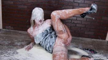 Dona ends up in cum shot paradise Screencap 83 on www.sinx.com