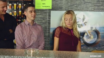 Bring The Bi To The Bar! Screencap 11 on www.sinx.com