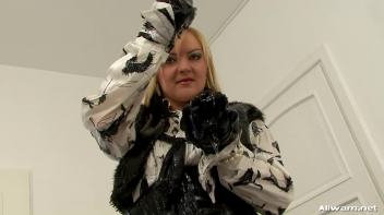 Barbara Summers Slimey Afternoon Screencap 25 on www.sinx.com