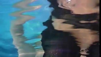 Wet and Wild Hotties!!! Screencap 88 on www.sinx.com