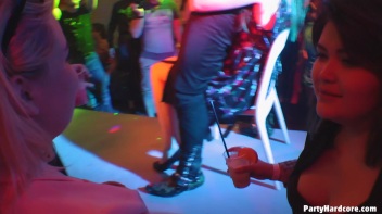 Party Hardcore Gone Crazy Vol. 36 Part 4 - Cam 4 Screencap 69 on www.sinx.com