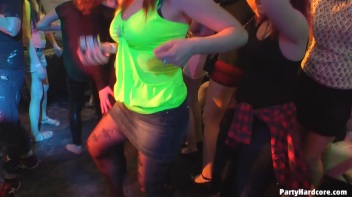 Party Hardcore Gone Crazy Vol. 36 Part 4 - Cam 4 Screencap 83 on www.sinx.com