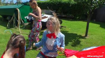 Country Chicks' Hog-Wild Wetlook Car Wash Screencap 51 on www.sinx.com