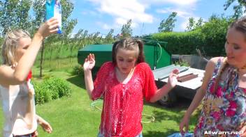 Country Chicks' Hog-Wild Wetlook Car Wash Screencap 57 on www.sinx.com