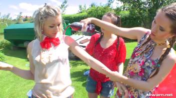 Country Chicks' Hog-Wild Wetlook Car Wash Screencap 71 on www.sinx.com