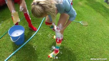 Country Chicks' Hog-Wild Wetlook Car Wash Screencap 18 on www.sinx.com