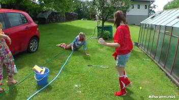 Country Chicks' Hog-Wild Wetlook Car Wash Screencap 21 on www.sinx.com
