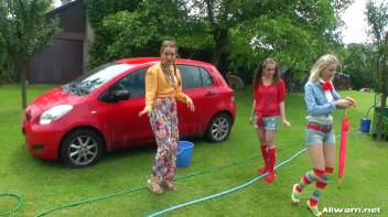 Country Chicks' Hog-Wild Wetlook Car Wash Screencap 3 on www.sinx.com