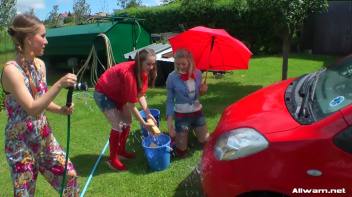 Country Chicks' Hog-Wild Wetlook Car Wash Screencap 45 on www.sinx.com
