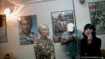 Threesome's Wild Sea Cruise Screencap 9 on www.sinx.com