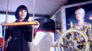 Threesome's Wild Sea Cruise Screencap 19 on www.sinx.com