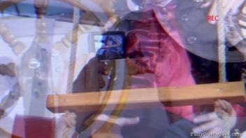 Threesome's Wild Sea Cruise Screencap 25 on www.sinx.com