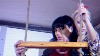 Threesome's Wild Sea Cruise Screencap 26 on www.sinx.com