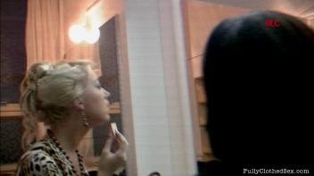 Threesome's Wild Sea Cruise Screencap 7 on www.sinx.com