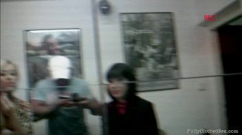 Threesome's Wild Sea Cruise Screencap 8 on www.sinx.com