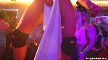 Party Hardcore Gone Crazy Vol. 38 Part 5 - Cam 2 Screencap 98 on www.sinx.com