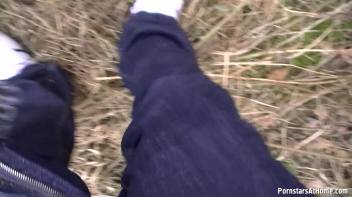 Field Of Blowjobs Screencap 99 on www.sinx.com